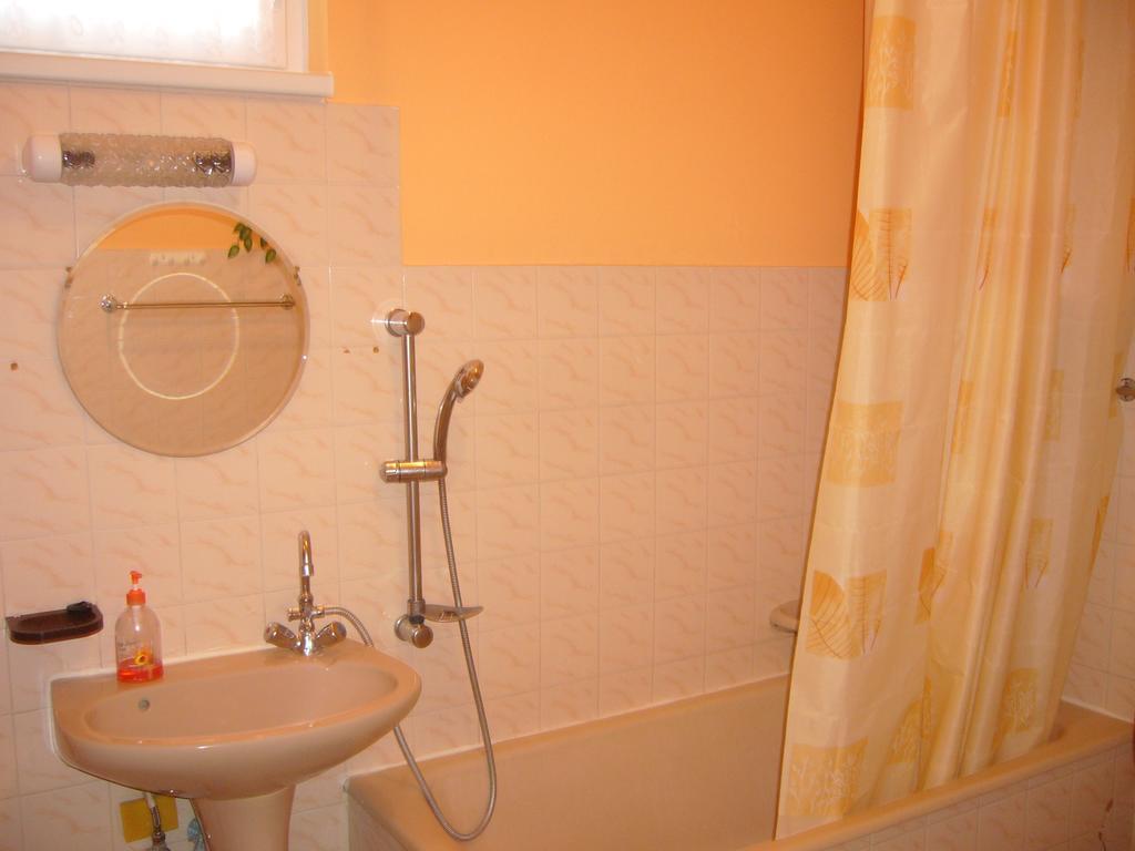 Orszag Apartmanhaz Zalakaros Exterior foto