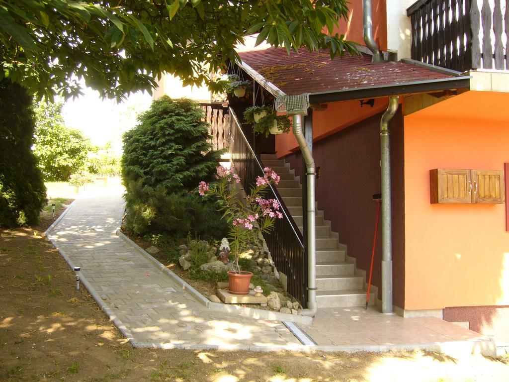 Orszag Apartmanhaz Zalakaros Exterior foto